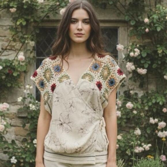 gimmicks by BKE Tops - Gimmicks BKE y2k cream crochet granny square women xs cottagecore coquette top